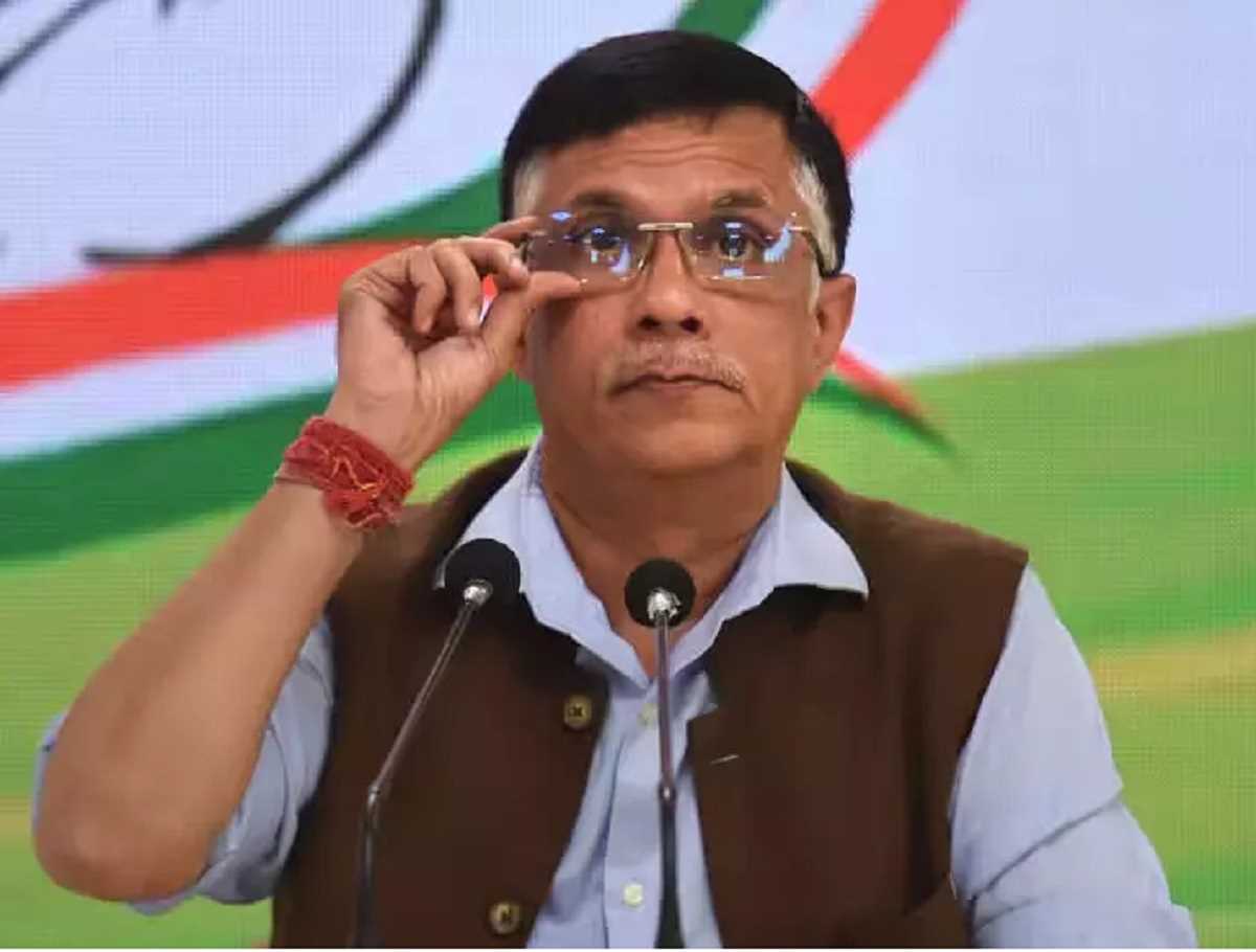 राष्ट्रपति को कोलकाता के साथ अन्य घटनाओं का भी जिक्र करना चाहिए था : पवन खेड़ा